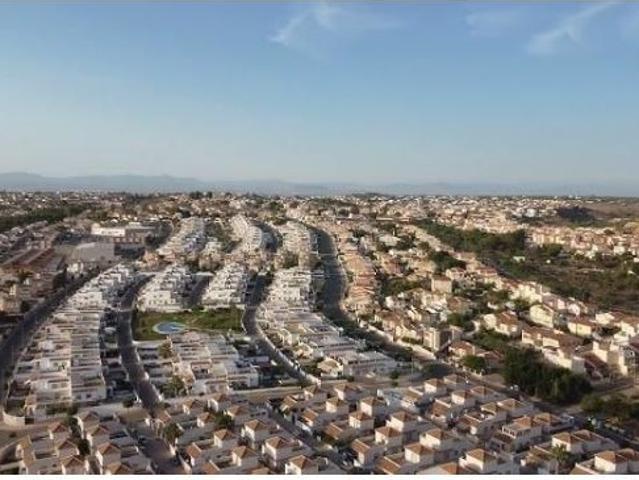 Villa en Venta en San Fulgencio, Alicante