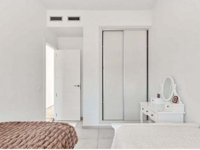 villa en Venta en San Miguel De Las Salinas. THER T374