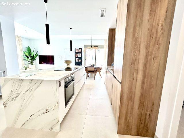 Villa en Venta en San Miguel de Salinas, Alicante