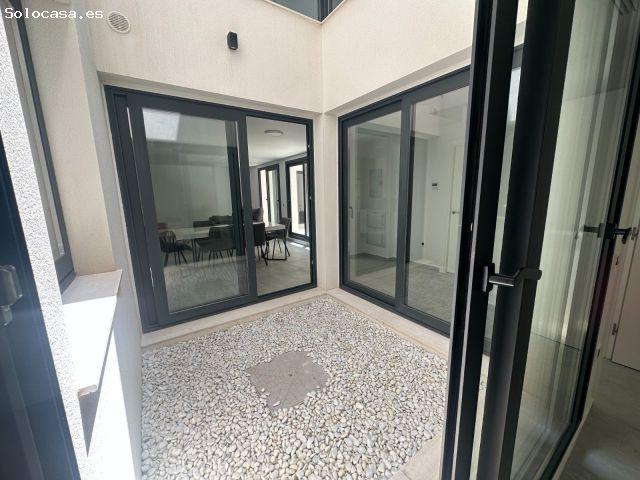 Villa en Venta en San Miguel de Salinas, Alicante