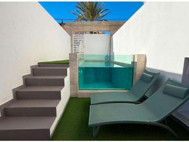 Villa en Venta en San Miguel de Salinas, Alicante