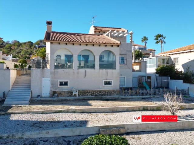 Villa en venta en San Miguel de Salinas Alicante