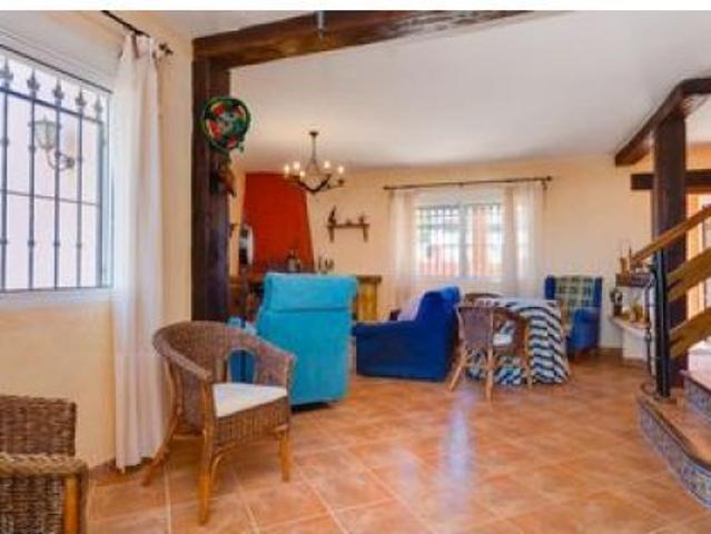 villa en Venta en San Miguel De Salinas. ETRV T8990