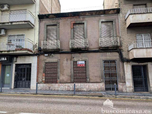 Villa en venta Linares