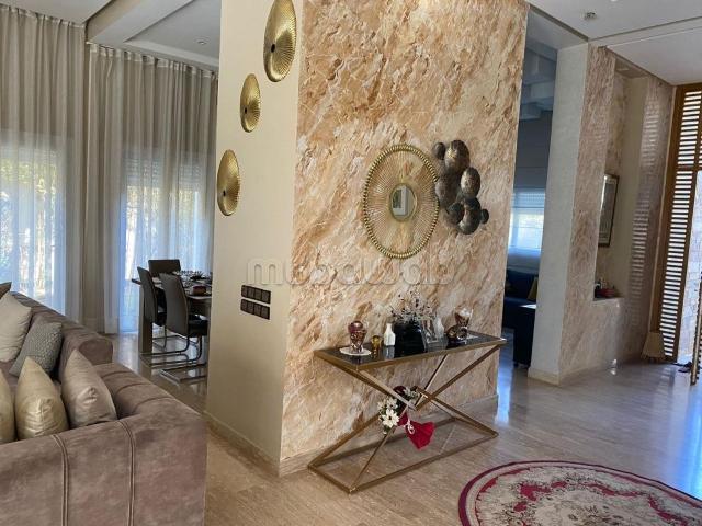 Villa en vente – Bouskoura, Lilas Park