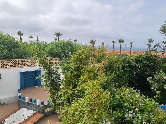 Villa en vente en front de mer hay al fath
