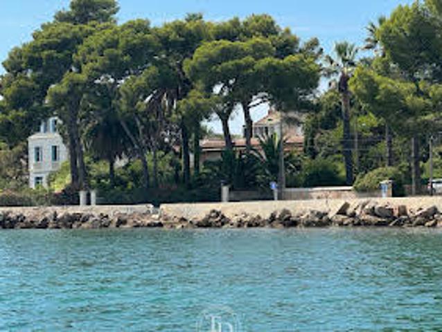 Villa en Bord de mer avec Jardin