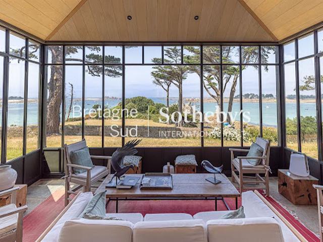 Villa en bord de mer avec jardin