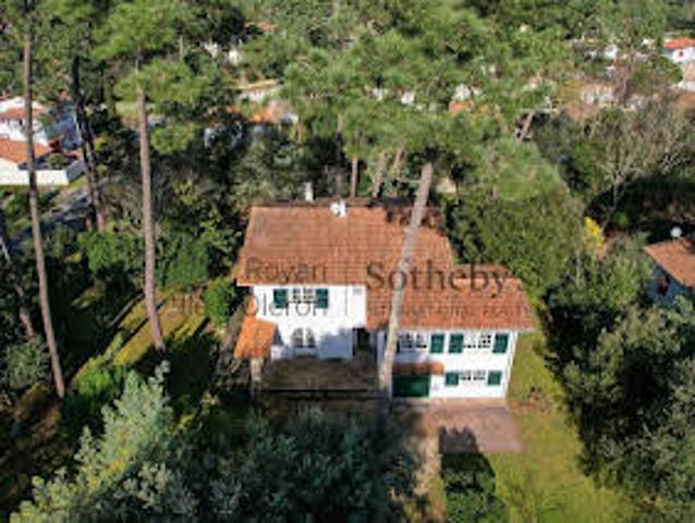 Villa en Bord de mer avec Jardin