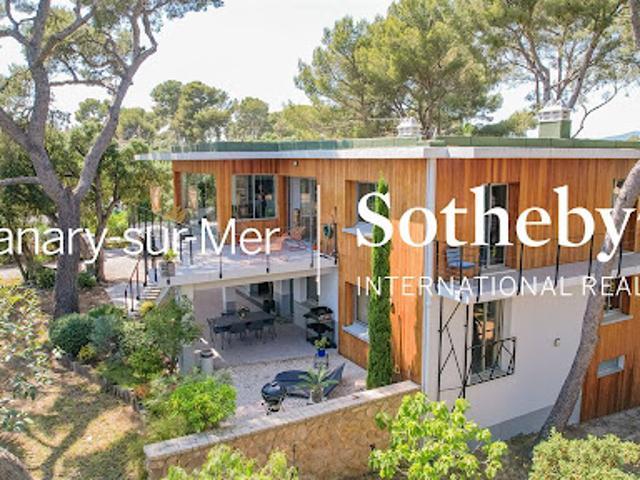 Villa en bord de mer avec jardin