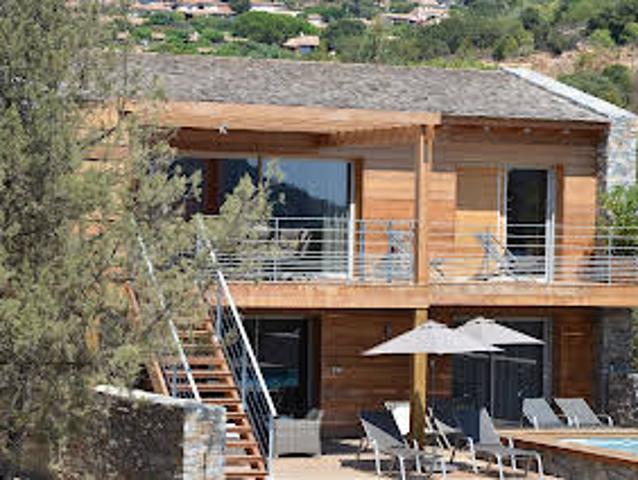 Villa en Bord de mer avec Jardin