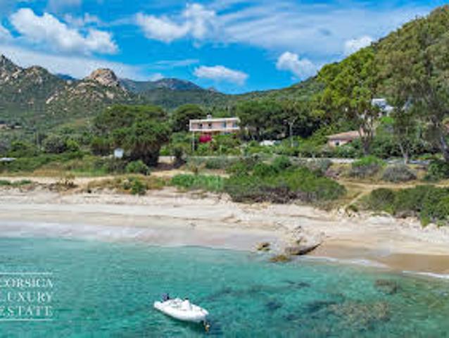 Villa en Bord de mer avec Jardin