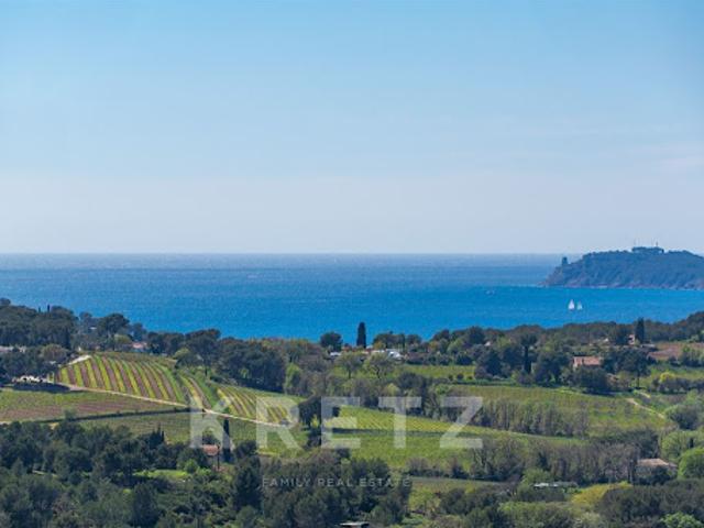 Villa en bord de mer avec jardin