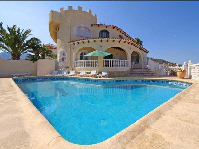 Villa en Calpe con piscina privada y vistas al mar, a tan so. 325m² Calpe Calp