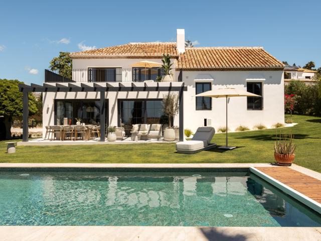 Villa en El Paraiso Estepona
