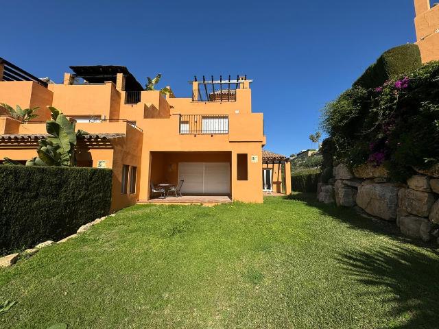Villa en El Paraiso Estepona