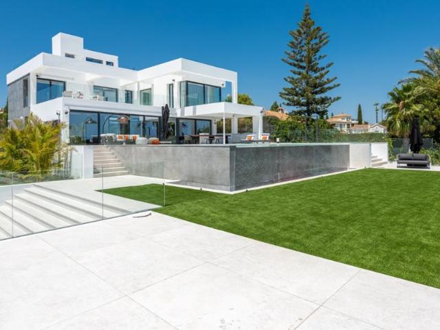 Villa en El Paraiso Estepona