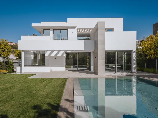 Villa en El Paraiso Estepona
