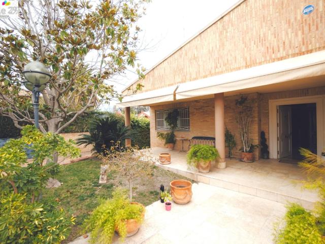 Villa en Godella