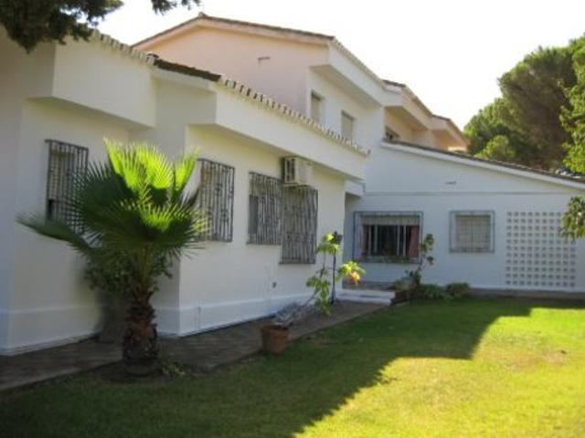 Villa en Huelva