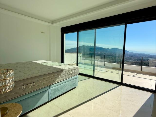 Villa en La Mairena Marbella