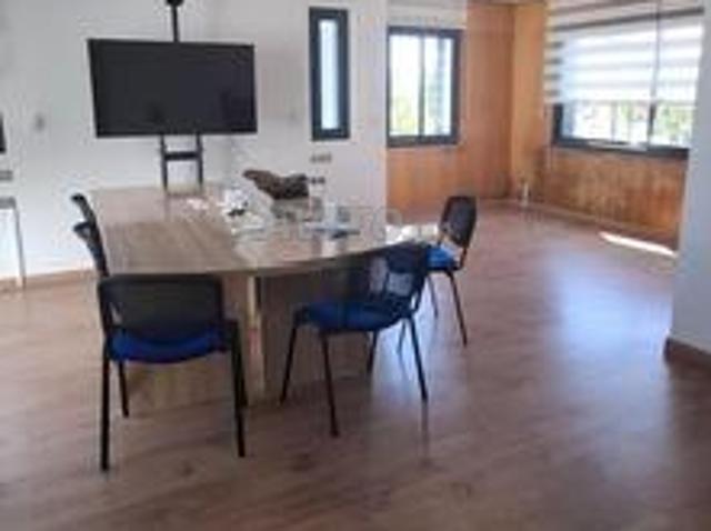 Villa en location usage bureaux à hay riad rabat