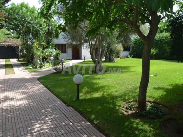 Villa en location à Souissi Rabat