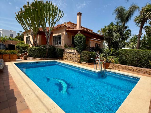 Villa en Marbesa Marbella