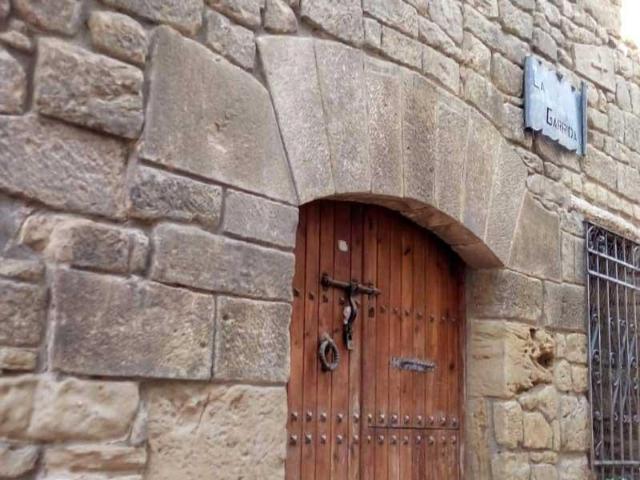 Villa en Murillo de Gallego