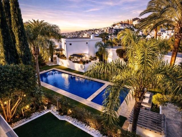 Villa en New Golden Mile Estepona