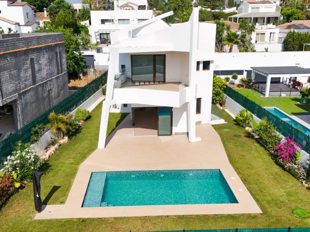 Villa en New Golden Mile Estepona