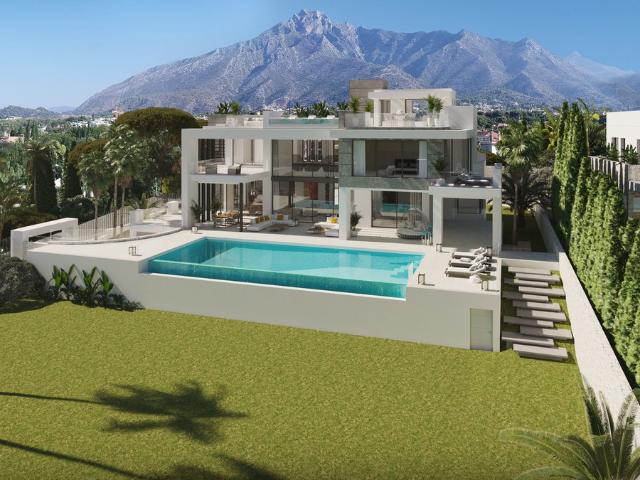 Villa en New Golden Mile Estepona