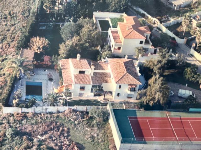 Villa en New Golden Mile Estepona