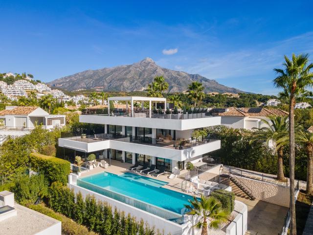 Villa en Nueva Andalucia Marbella