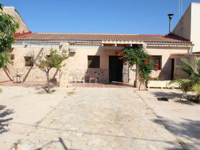 Villa en Pinoso