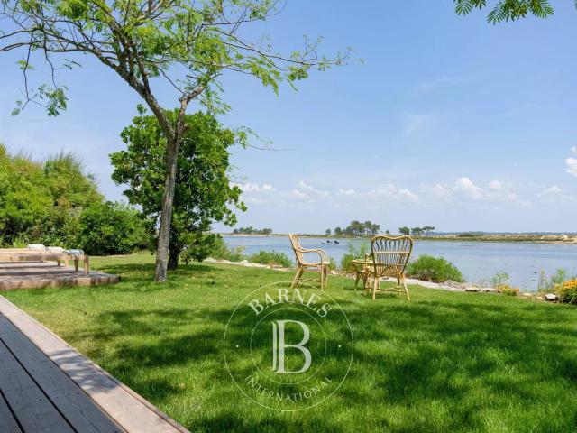 Villa En Première Ligne Au Mimbeau, Cap Ferret, Avec Accès D. 200m² Le Cap Ferret