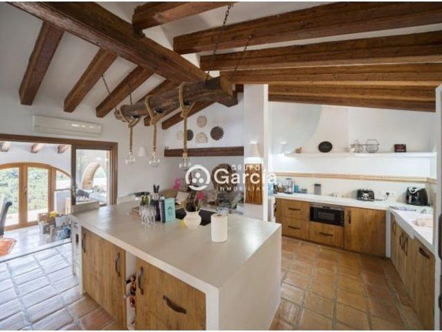 Villa en primera línea en venta en Jávea con increíbles vistas