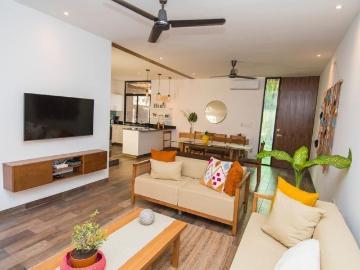 Villa en RENTA con 3 recámaras 1 en Planta baja con Alberca