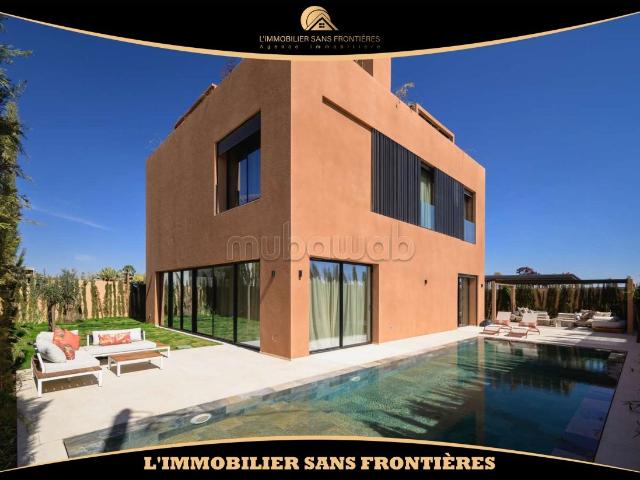 Villa en résidence fermée à vendre Chrifia Route de Tahanaout, 500 m², Marrakech