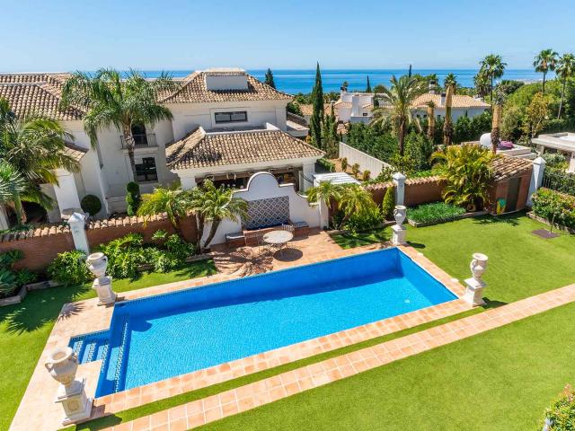 Villa en Sierra Blanca con vistas al mar en venta