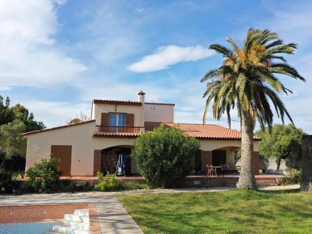 Villa enfrente del Mar