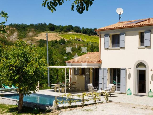 Villa Esclusiva a Mercato Saraceno – Emilia Romagna 155m² Mercato Saraceno