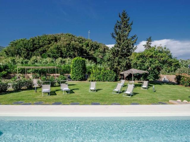 Villa esclusiva in Vendita Un angolo di paradiso a pochi p. 217m² Rio Marina