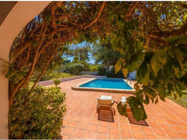 Villa estilo Mediterranea en Tosalet