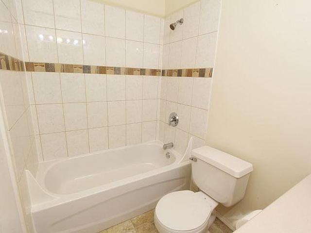 Villa Eve Townhomes 2 Bedroom Apartment for Rent at 159 Wakesiah Ave, Nanaimo, BC V9R 3K1