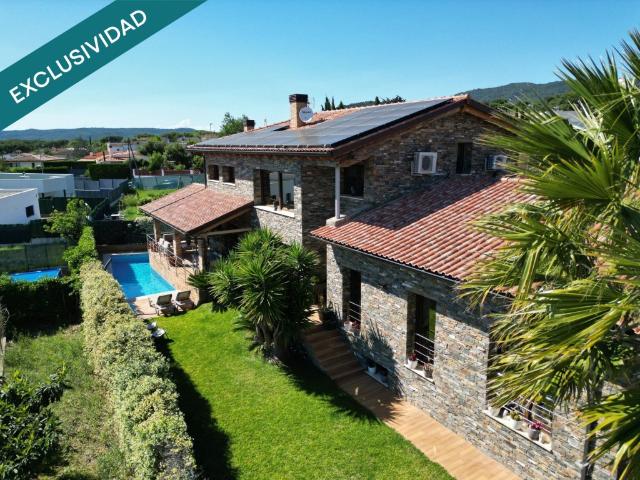 Villa exclusiva con piscina LICENCIA TURÍSTICA