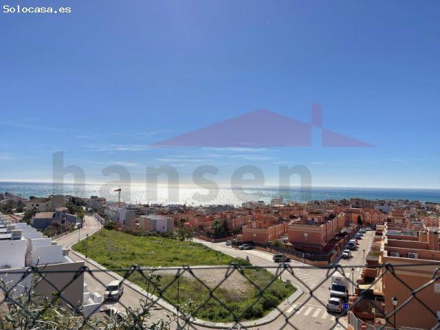 Villa exclusiva con vistas panorámicas al mar en Benajarafe