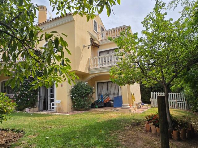 VILLA EXCLUSIVA EN MARBELLA