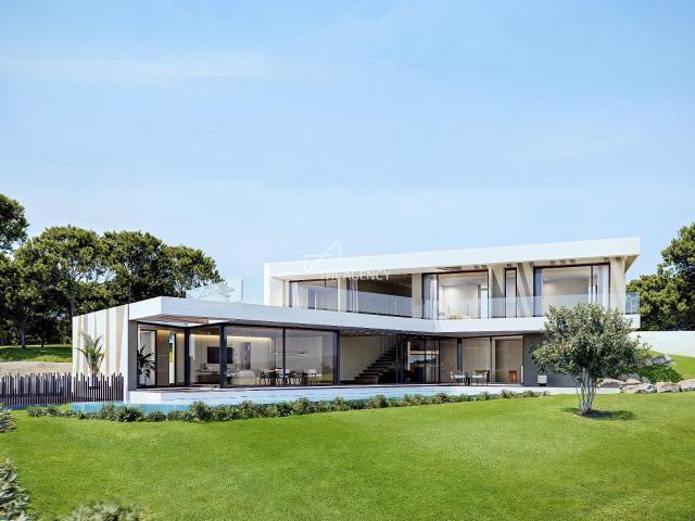 Villa Exclusiva T4 em Azenhas do Mar com Vista Mar e Sustent. 507m² Colares