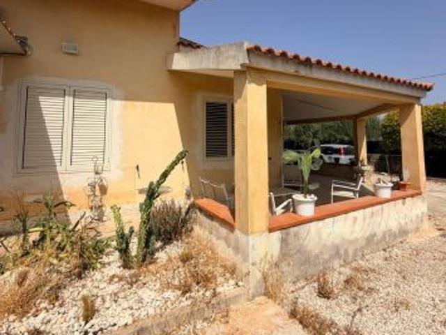 VILLA EXTRAURBANA